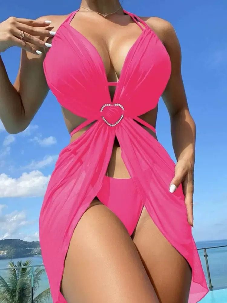 Blush heart cut-out beach set